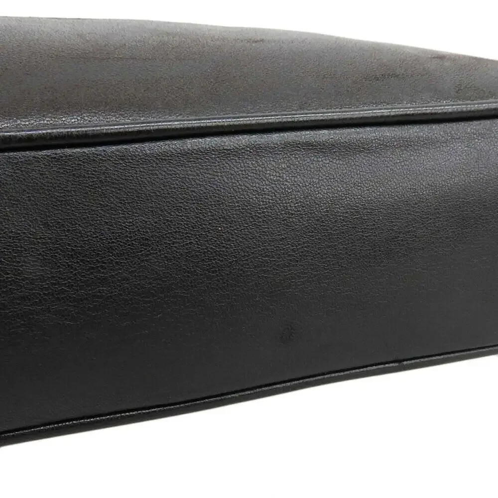 CHANEL Black Lambskin Leather Shoulder Bag